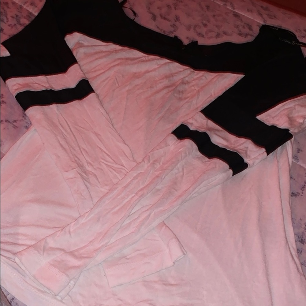 Elegant Jessica Simpson shirt